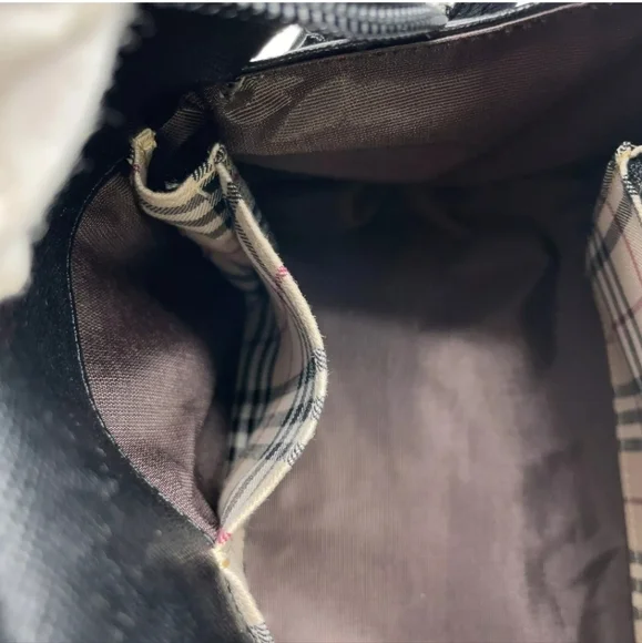 Auth Burberry Leather Black Nova Check Pattern Tubular Bag - Picture 16 of 16